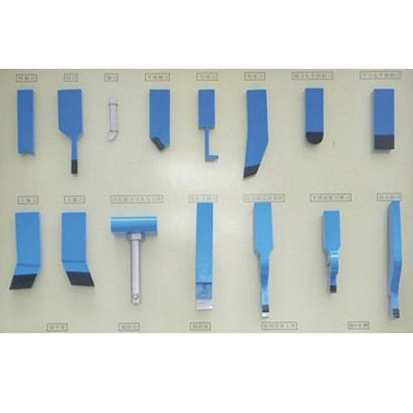 孔系加工展示實(shí)訓(xùn)臺(tái)(圖1) 孔系加工展示實(shí)驗(yàn)臺(tái),純電動(dòng)車電源管理實(shí)驗(yàn)臺(tái)